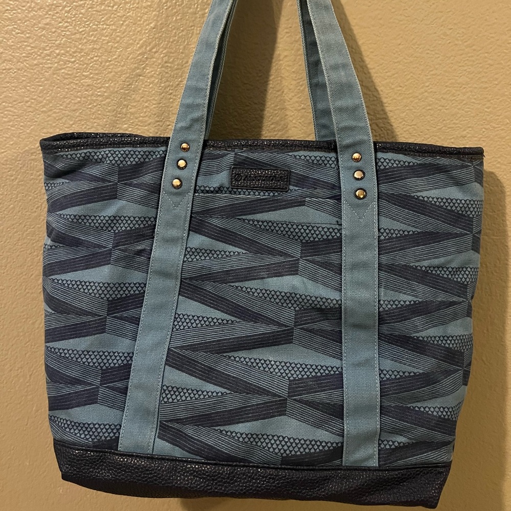 Manaola tote